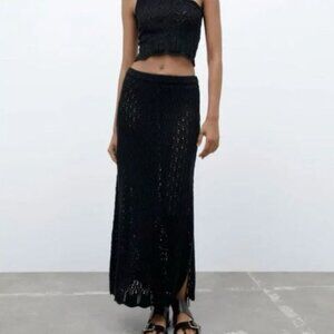 ZARA BLACK KNIT  SIZE S 2756/010/800